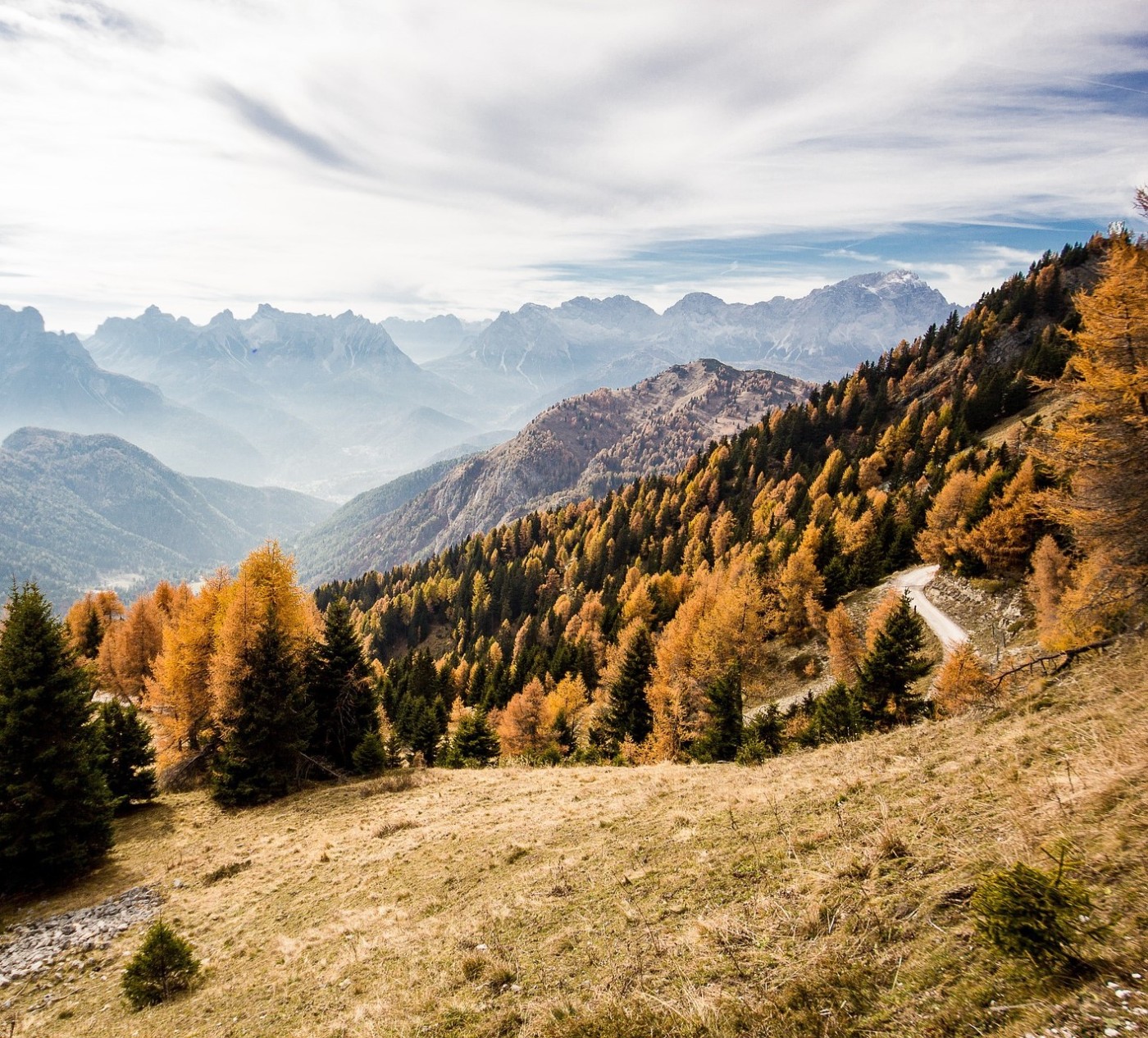 Goldener Herbst in – Südtirol – der Demanega Magie Vielfalt